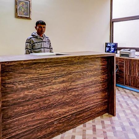 Oyo 67335 Hotel Madhuban Ajmer Dış mekan fotoğraf