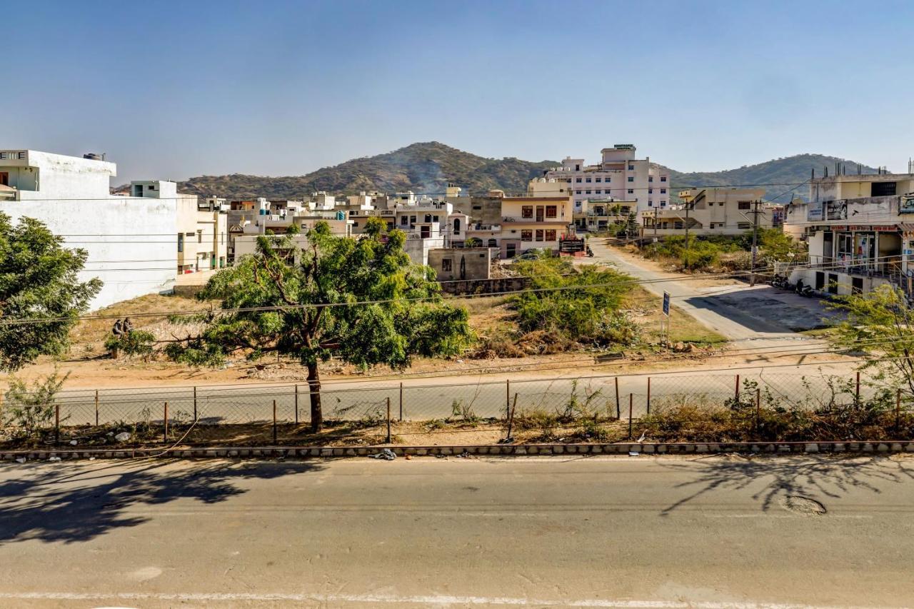 Oyo 67335 Hotel Madhuban Ajmer Dış mekan fotoğraf